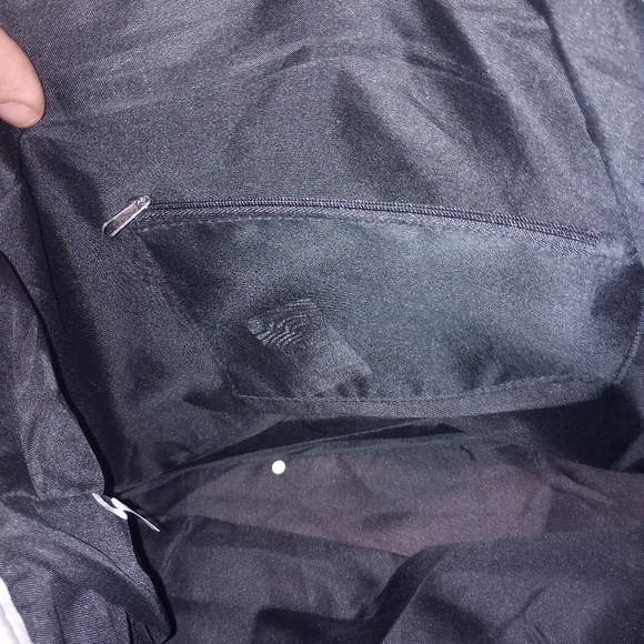 Purse - Picture 3 of 3